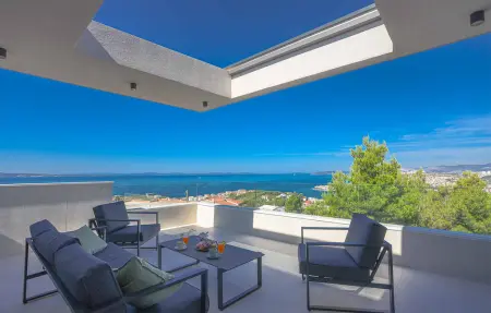 Location Maison à Podstrana 12 personnes