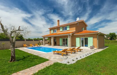 Location Maison à Marcana 7 personnes