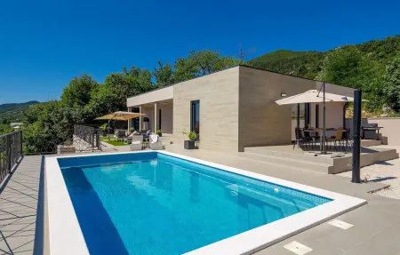 Location Maison à Icici 6 personnes