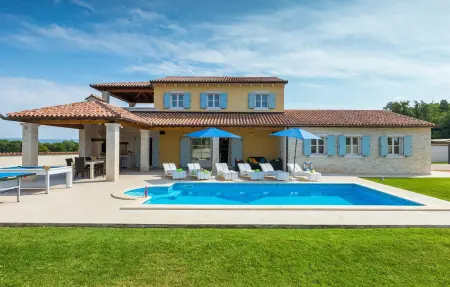 Location Maison à Marcana 8 personnes