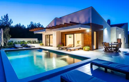 Location Maison à Pridraga 7 personnes