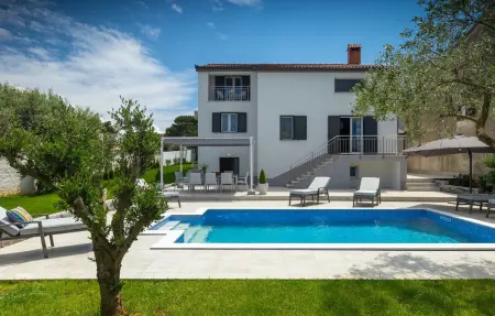 Location Maison à Pula 8 personnes