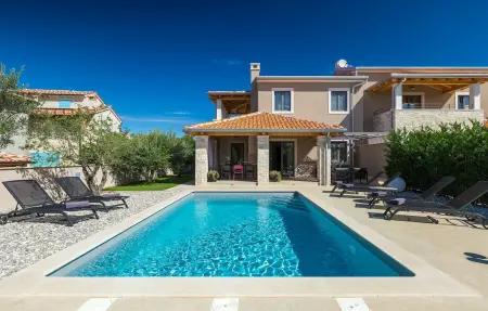 Location Maison à Vabriga 6 personnes