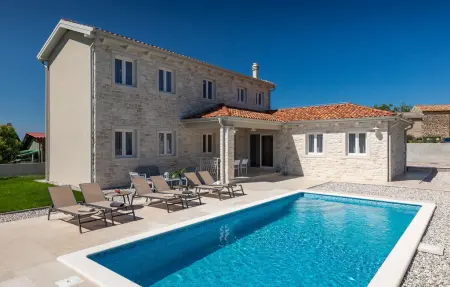 Location Maison à Novigrad 8 personnes