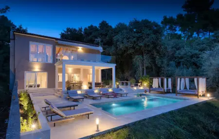 Location Maison à Pula 8 personnes