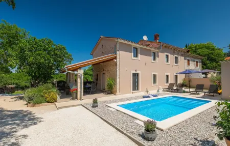 Location Maison à Marcana 6 personnes