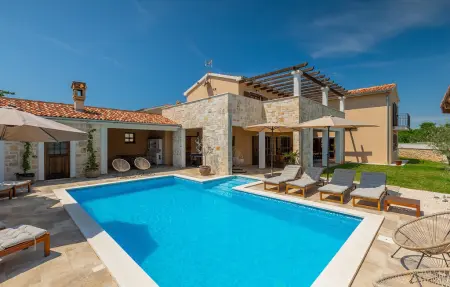 Location Maison à Cukrici Svetvincenat 12 personnes