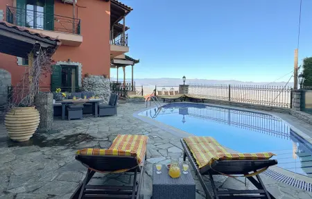 Location Maison à Ypati Lamia 8 personnes