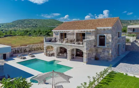 Location Maison à Cera 10 personnes