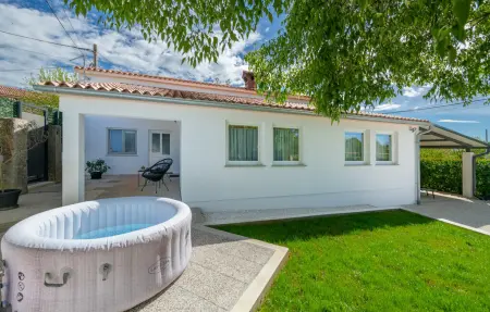 Location Maison à Barban 4 personnes