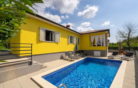 Location Maison à Labin 6 personnes