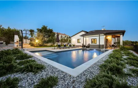 Location Maison à Kastelir Labinci 8 personnes