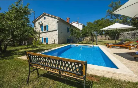 Location Maison à Visnjan 8 personnes