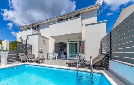 Location Maison à Liznjan 6 personnes