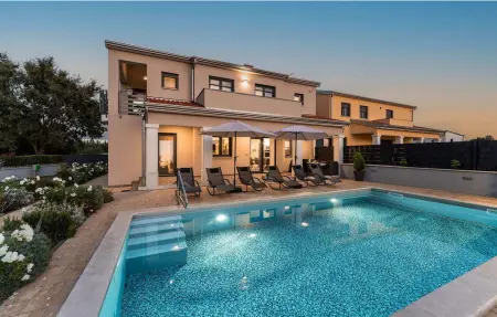 Location Maison à Visnjan 8 personnes