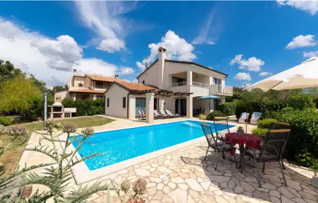 Location Maison à Visnjan 8 personnes