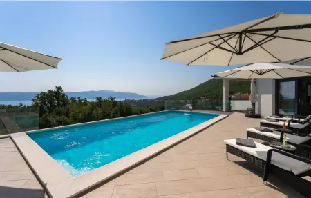 Location Maison à Martina 8 personnes