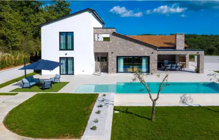 Location Maison à Gracisce 8 personnes