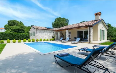 Location Maison à Groznjan 8 personnes