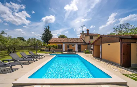 Location Maison à Kastelir Labinci 4 personnes