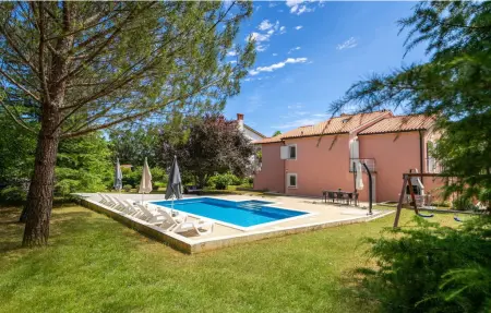 Location Maison à Labin 8 personnes