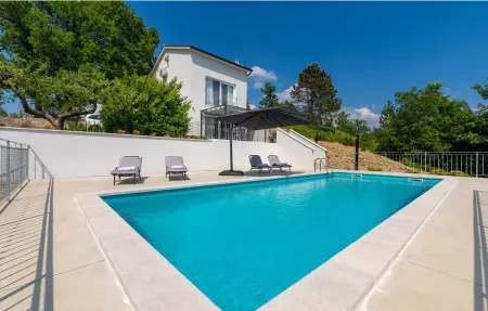 Location Maison à Pazin 6 personnes