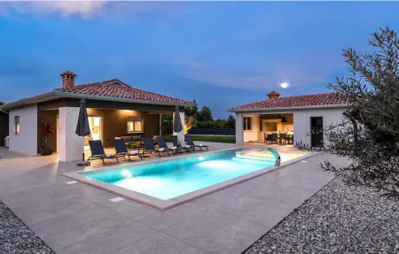 Location Maison à Labin 6 personnes