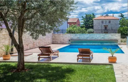 Location Maison à Novigrad 4 personnes