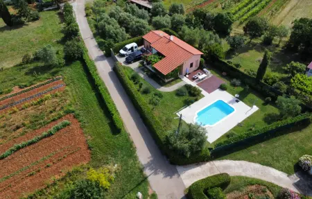 Location Maison à Marcana 2 personnes