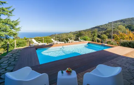 Location Maison à Caronia 9 personnes