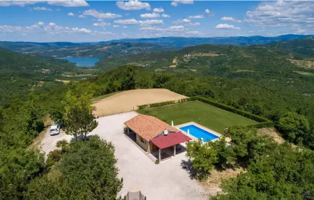 Location Maison à Pazin 4 personnes