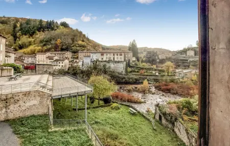 Location Maison à Olliergues 5 personnes