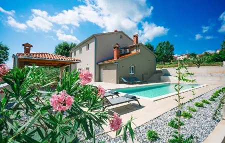 Location Maison à Vizinada 8 personnes