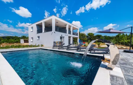 Location Maison à Zadar 10 personnes