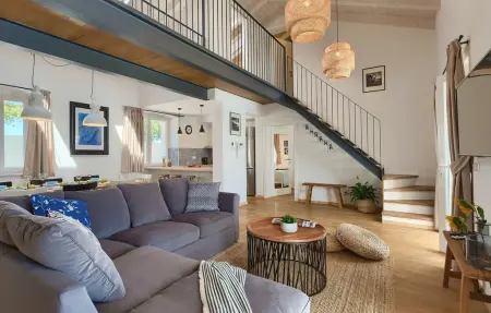 Location Maison à Tinjan 10 personnes