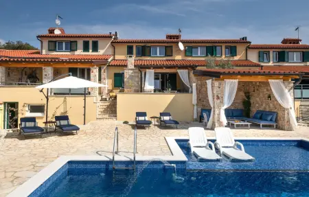 Location Maison à Pula 10 personnes