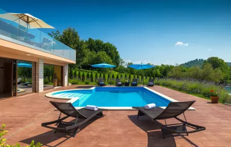 Location Maison à Buzet 8 personnes