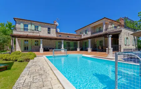 Location Maison à Porec 11 personnes