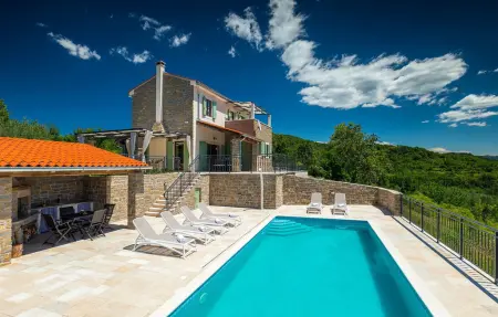 Location Maison à Motovun 8 personnes