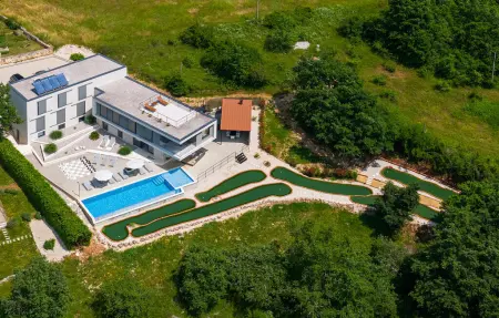 Location Maison à Porec 14 personnes