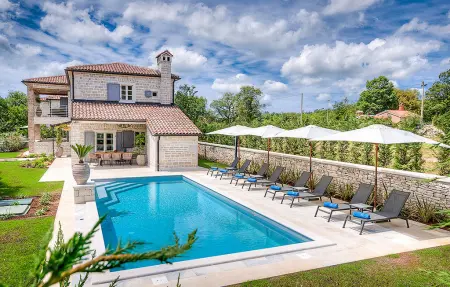 Location Maison à Kanfanar 8 personnes