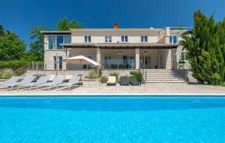 Location Maison à Porec 14 personnes