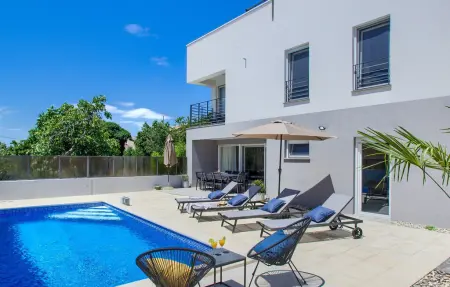 Location Maison à Liznjan 6 personnes