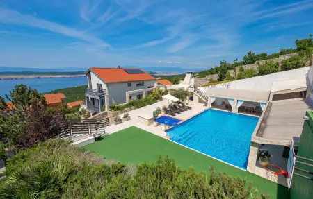 Location Maison à Crikvenica 18 personnes