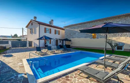 Location Maison à Umag 8 personnes