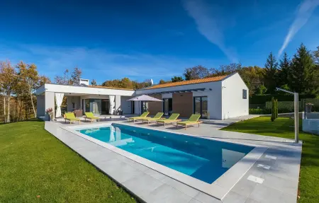 Location Maison à Gracisce 8 personnes