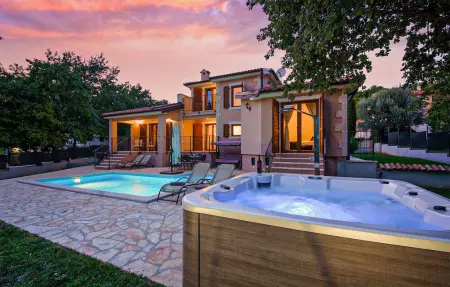 Location Maison à Fuskulin 8 personnes