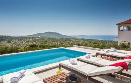 Location Maison à Primosten 8 personnes