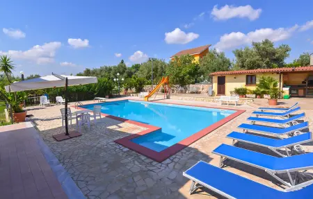 Location Maison à Solarino 6 personnes