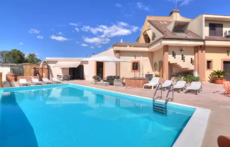 Location Maison à Fontane Bianche 7 personnes